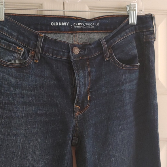 🌻Old Navy Mid-Rise Jeans👖 - Picture 3 of 3